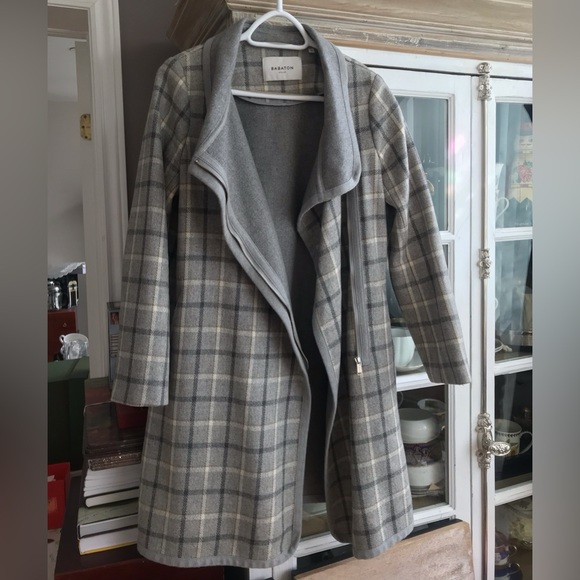 Babaton Jackets & Blazers - NWOT BABATON PLAID GREY WOOL COAT, S